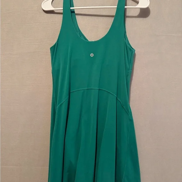 EUC lululemon Cascadia Green Align Dress Size 10 - Picture 3 of 4